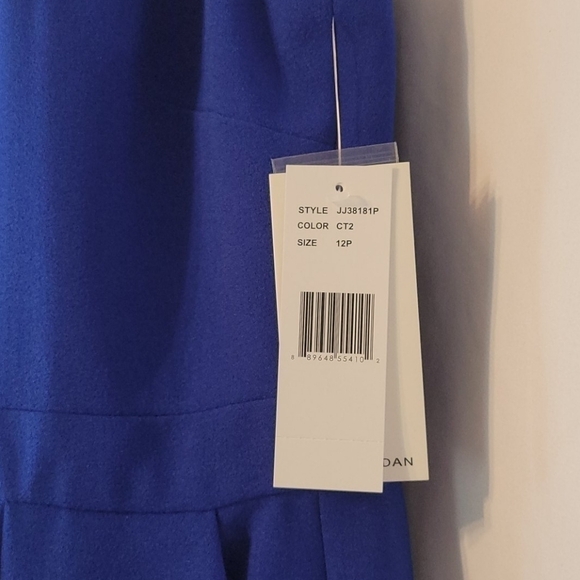 Julia Jordan Women's Cobalt Crepe Petite Jumpsuit - Picture 14 of 16